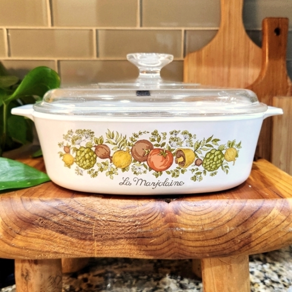 Vintage 1970's Corningware "Spice of Life La Marjolaine" 2 Qt Casserole Dish